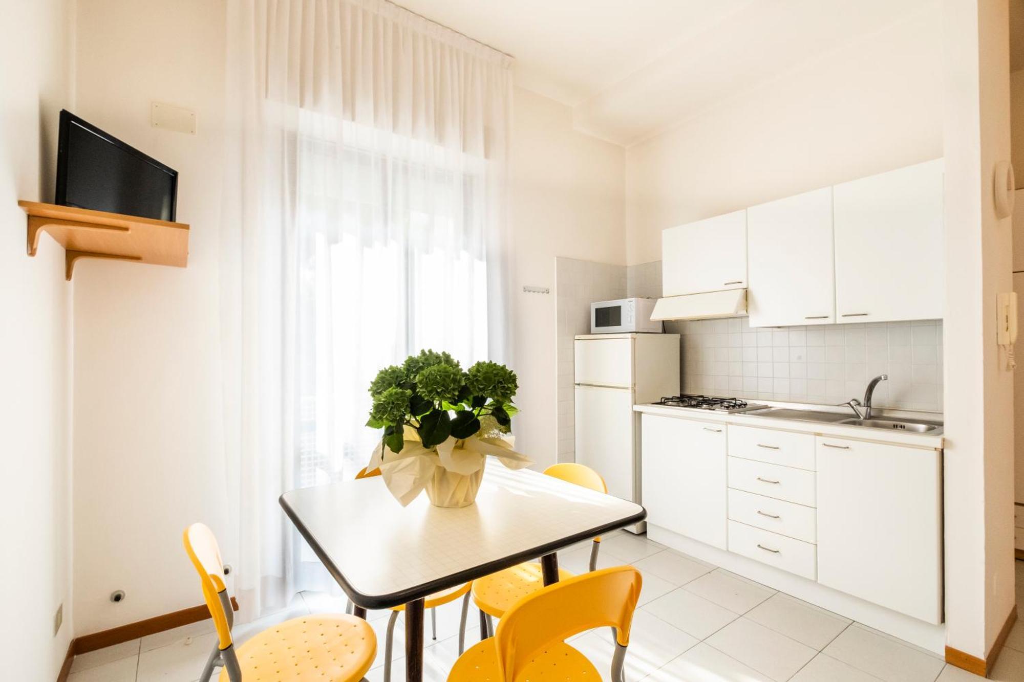 Residence Caterina Каттоліка Екстер'єр фото